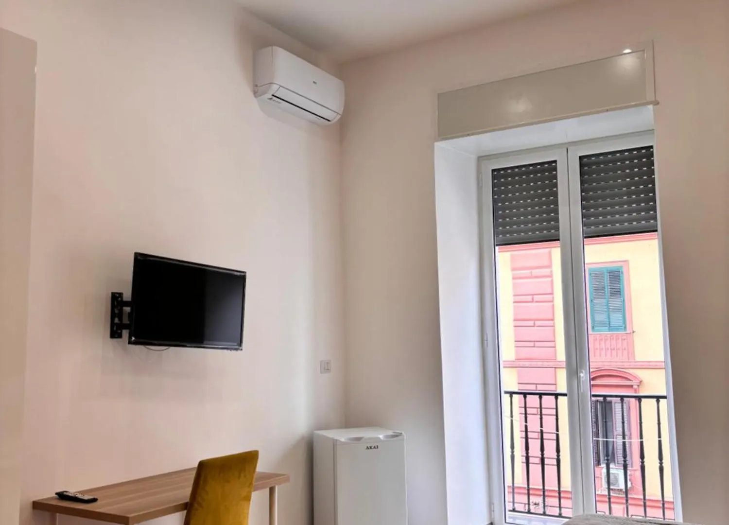 Bed & Breakfast Essentia Home Naples Italy