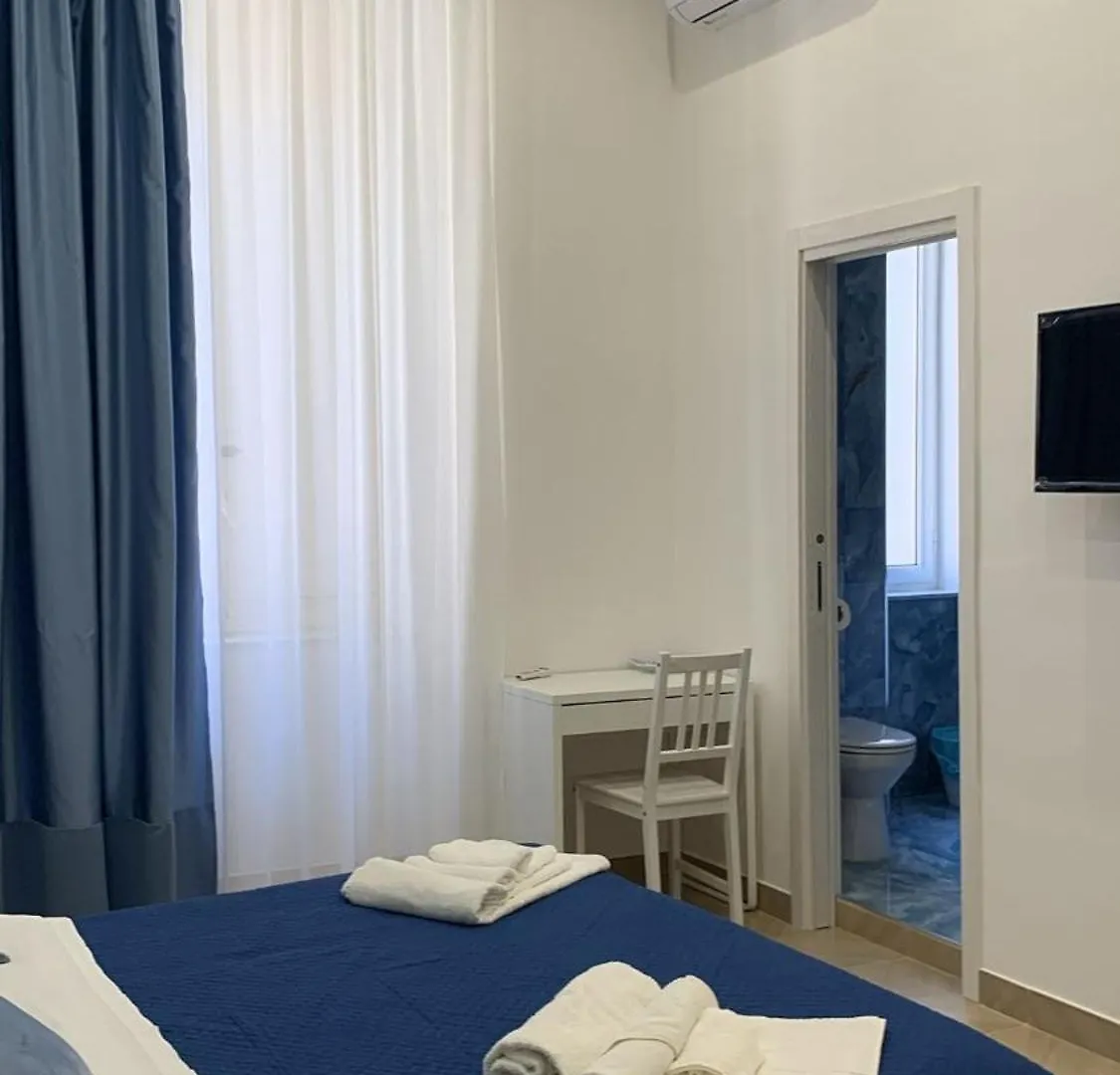 Essentia Home Naples 0*,